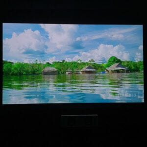 Sensación cinematográfica gracias a la pintura proyección ultra alto contraste