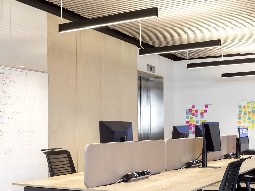 Transformando Espacios Enteros – IBM Porta Nuova Italia: Soluciones Personalizadas Transformando Espacios Enteros – IBM Porta Nuova Italia: Soluciones Personalizadas
